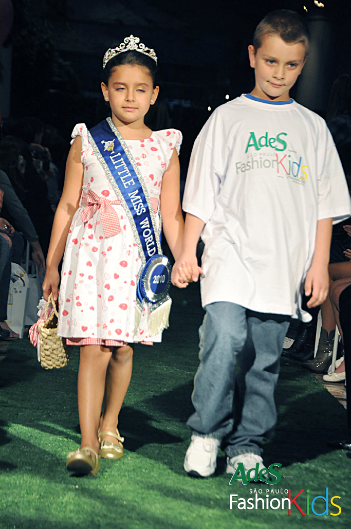 Desfile de Encerramento -FK